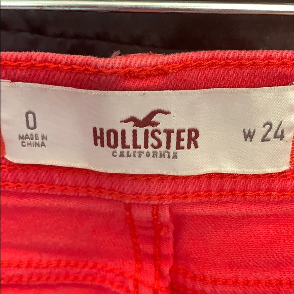 Red jean shorts - Picture 3 of 3